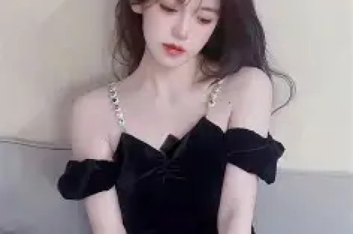 一天4瓜！带着女儿偷腥、滞留迪拜、直播带货怒怼网友个个离谱